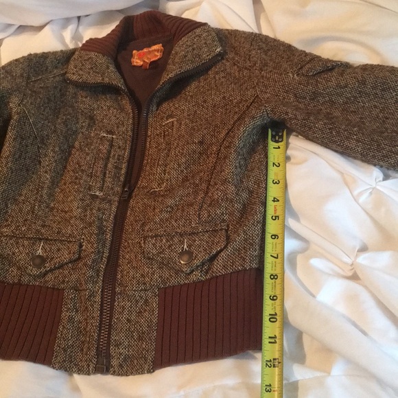 Gorgeous Twill Twenty Two brown and tan jacket - Picture 9 of 11